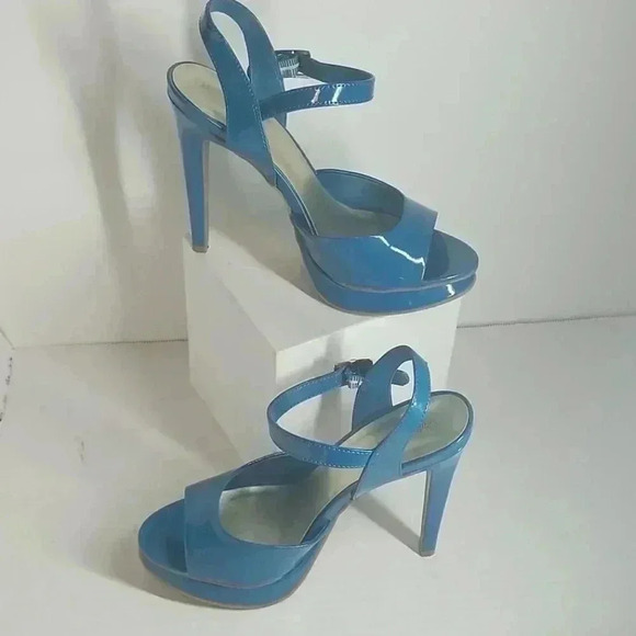 Xhilaration  super elegant high heel - Picture 7 of 8